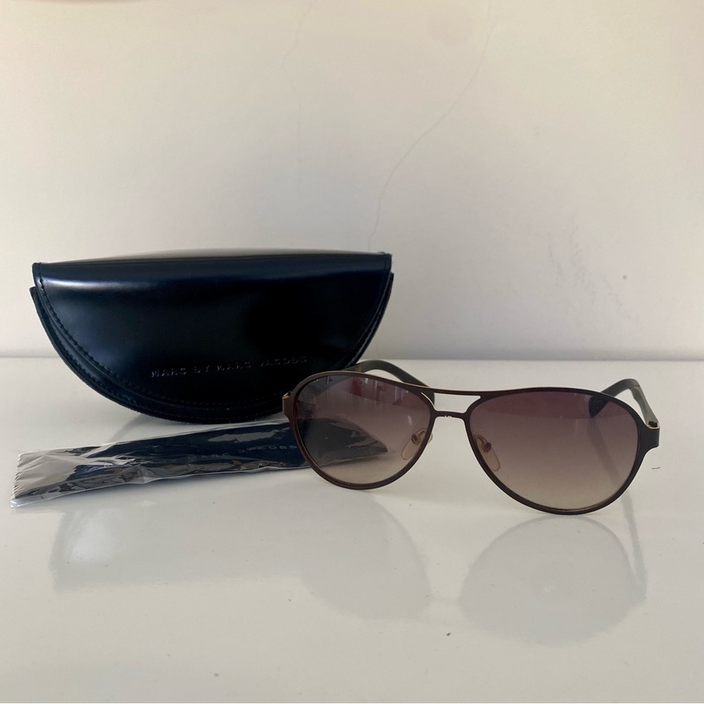 MARC by MARC JACOBS Tortoise Side Brown Sunglasses